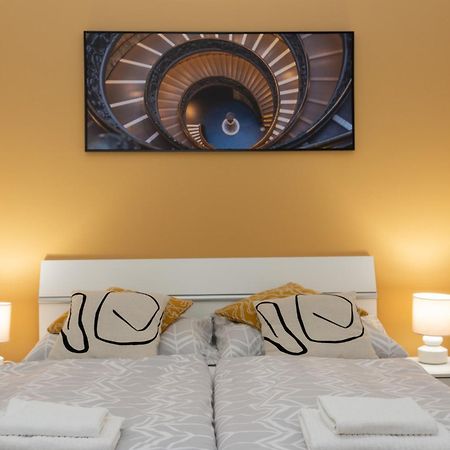 Washingtonova Cr Apartments Prague Luaran gambar